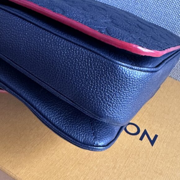 Louis Vuitton Pochette Metis Navy - Picture 8 of 16